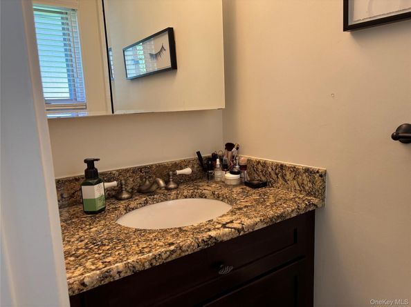 41 Lawrence Drive A, White Plains NY 10603