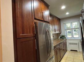 41 Lawrence Drive A, White Plains NY 10603