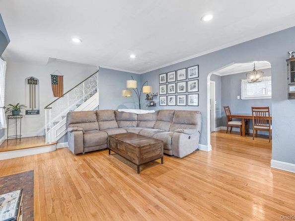 163 Herman Boulevard, Franklin Square NY 11010