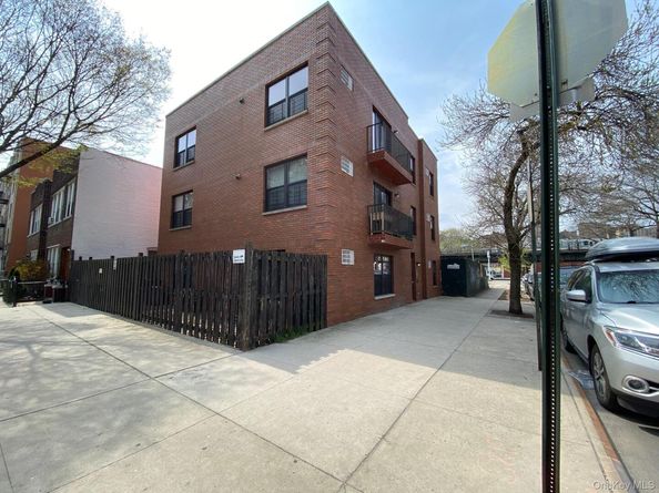 190 W 239th Street, Bronx NY 10463