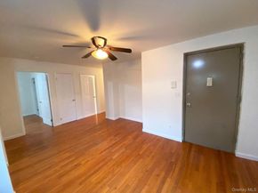 190 W 239th Street, Bronx NY 10463