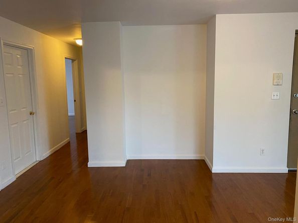 190 W 239th Street, Bronx NY 10463