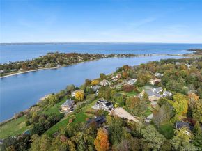 8 September Lane, Glen Cove NY 11542