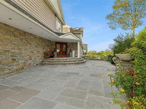 8 September Lane, Glen Cove NY 11542