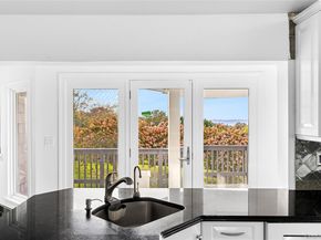 8 September Lane, Glen Cove NY 11542