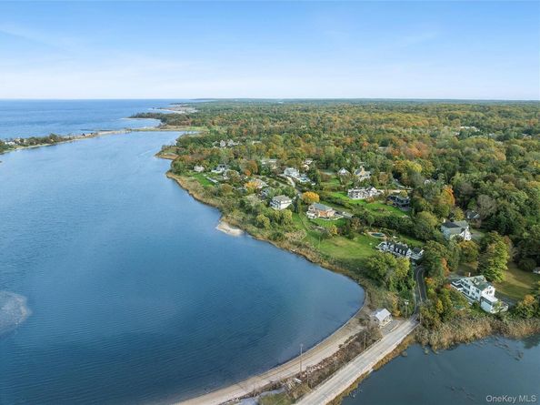 8 September Lane, Glen Cove NY 11542