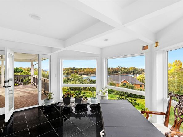 8 September Lane, Glen Cove NY 11542