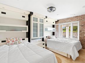 8 September Lane, Glen Cove NY 11542