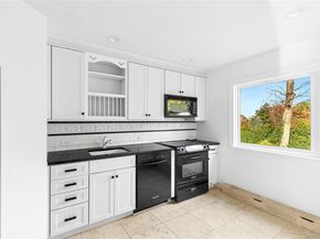 8 September Lane, Glen Cove NY 11542