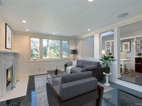 8 September Lane, Glen Cove NY 11542