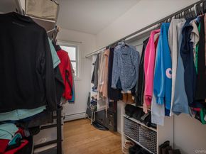 98 Hardy Lane, Westbury NY 11590