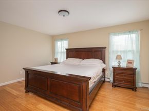 98 Hardy Lane, Westbury NY 11590