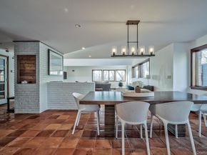 4 Sloanes Court, Sands Point NY 11050