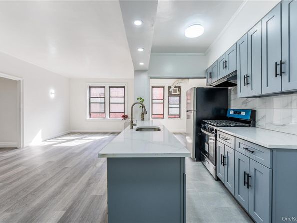 136-05 Sanford Avenue 6S, Flushing NY 11355