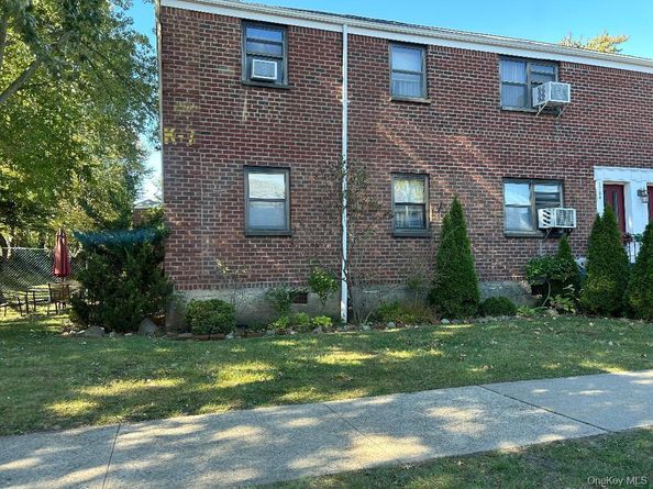 17-84 166 4162, Whitestone NY 11357