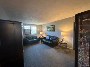 17-84 166 4162, Whitestone NY 11357