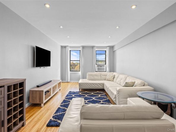 2209 Knapp Street 6H, Brooklyn NY 11229
