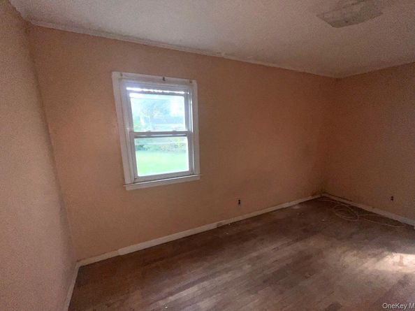 61 Herbert Circle, Patchogue NY 11772