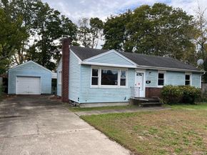 61 Herbert Circle, Patchogue NY 11772