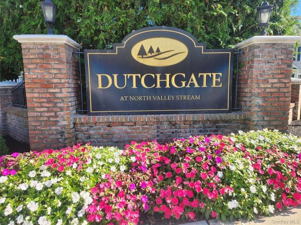 1228 Willow Lane, Valley Stream NY 11580