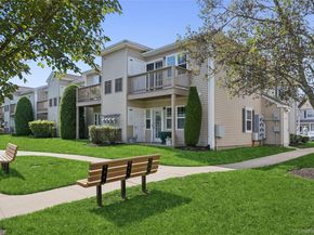 1228 Willow Lane, Valley Stream NY 11580