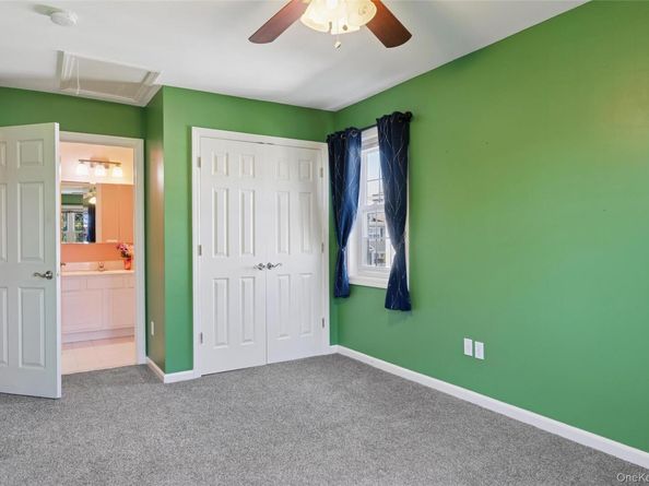 1228 Willow Lane, Valley Stream NY 11580