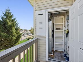 1228 Willow Lane, Valley Stream NY 11580