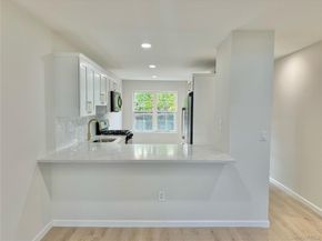 19 Broadlawn Drive 19, Central Islip NY 11722