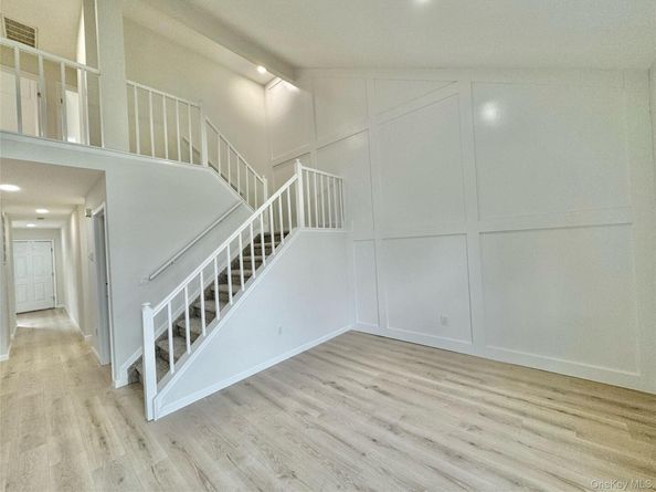 19 Broadlawn Drive 19, Central Islip NY 11722
