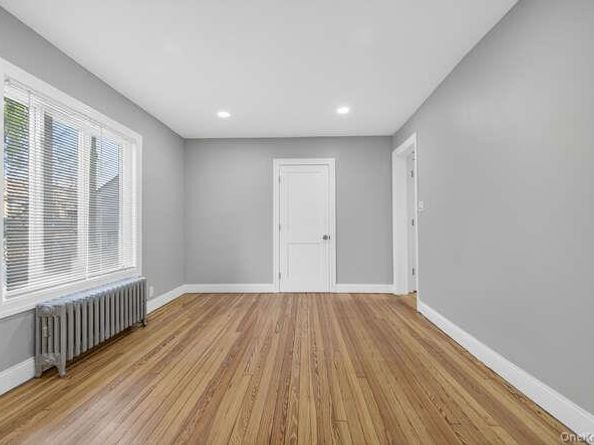 201 Jamaica Boulevard, Carle Place NY 11514