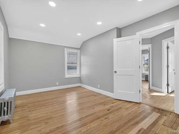 201 Jamaica Boulevard, Carle Place NY 11514