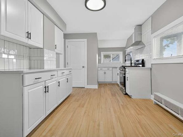 201 Jamaica Boulevard, Carle Place NY 11514