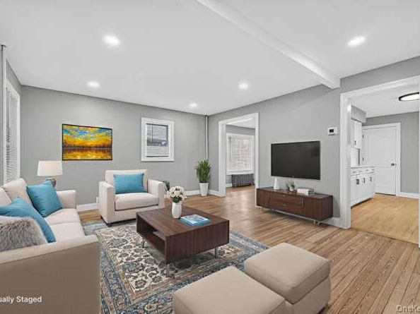 201 Jamaica Boulevard, Carle Place NY 11514