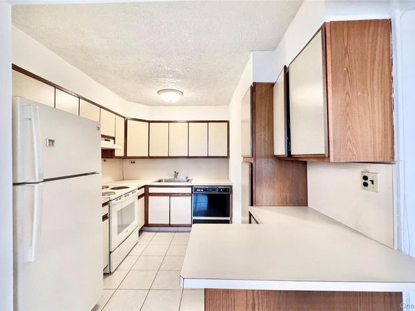 162-40 9 Avenue 7A, Beechhurst NY 11357