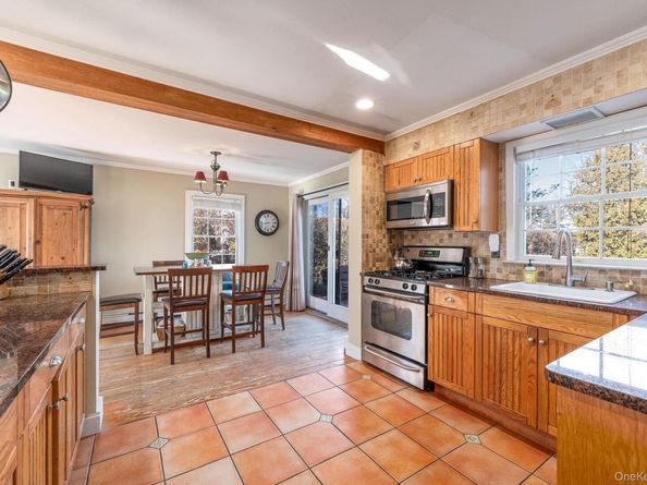 735 aka 718 Wiggins Wiggins Street, Greenport NY 11944