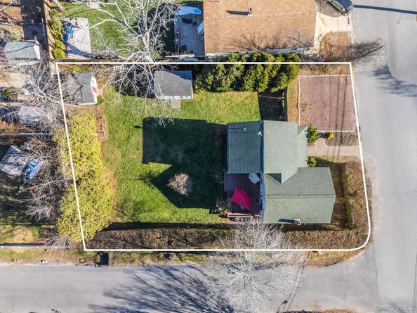 735 aka 718 Wiggins Wiggins Street, Greenport NY 11944