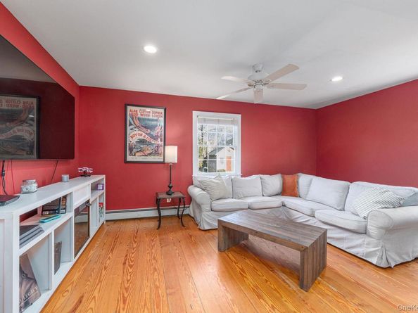 735 aka 718 Wiggins Wiggins Street, Greenport NY 11944