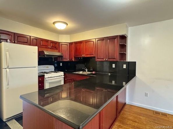 114-67 Taipei Court, College Point NY 11356