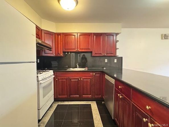 114-67 Taipei Court, College Point NY 11356