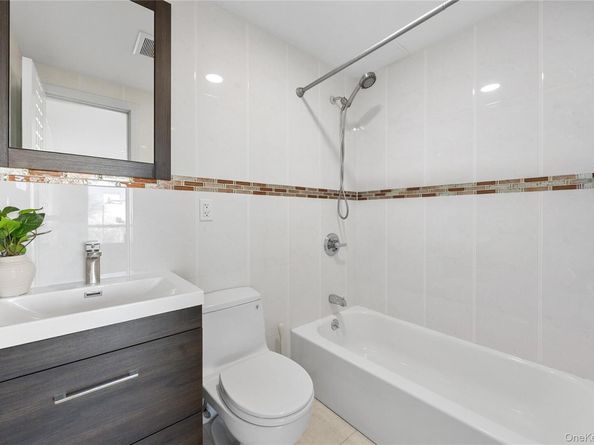 138-12 Northern Boulevard, Flushing NY 11354