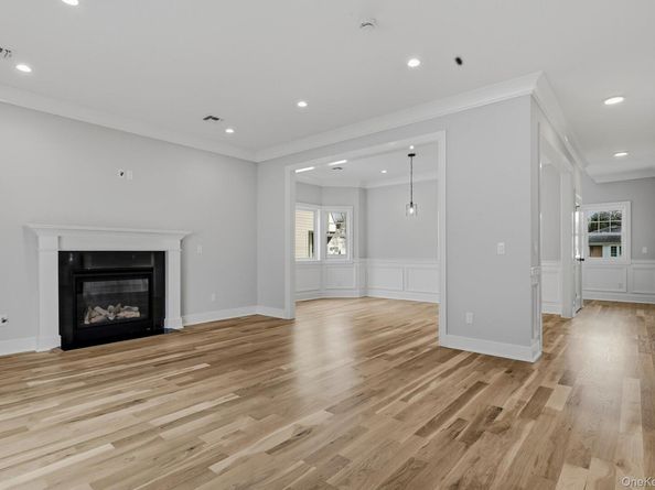 5 Ketcham Place, Melville NY 11747