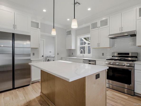 5 Ketcham Place, Melville NY 11747