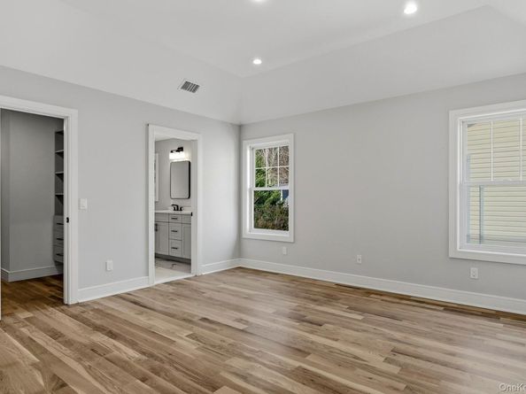 5 Ketcham Place, Melville NY 11747