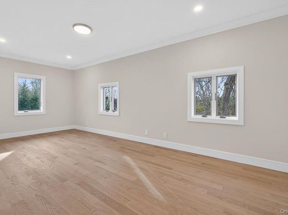 369 Vanderbilt Parkway, Dix Hills NY 11746