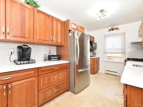 19 Sprague Drive, Valley Stream NY 11580