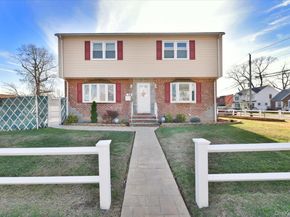 19 Sprague Drive, Valley Stream NY 11580