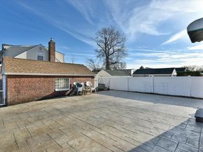 19 Sprague Drive, Valley Stream NY 11580