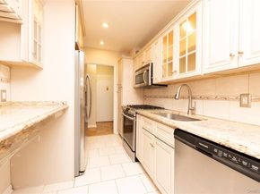 5550 FIELDSTON Road 1C on 2nd floor, Bronx NY 10471