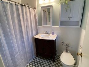 141 Wyckoff Place 6E, Woodmere NY 11598