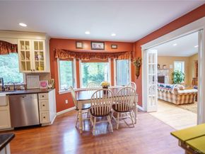 54 Farmington Lane, Melville NY 11747